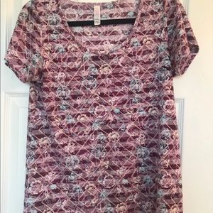 LuLaRoe classic tee